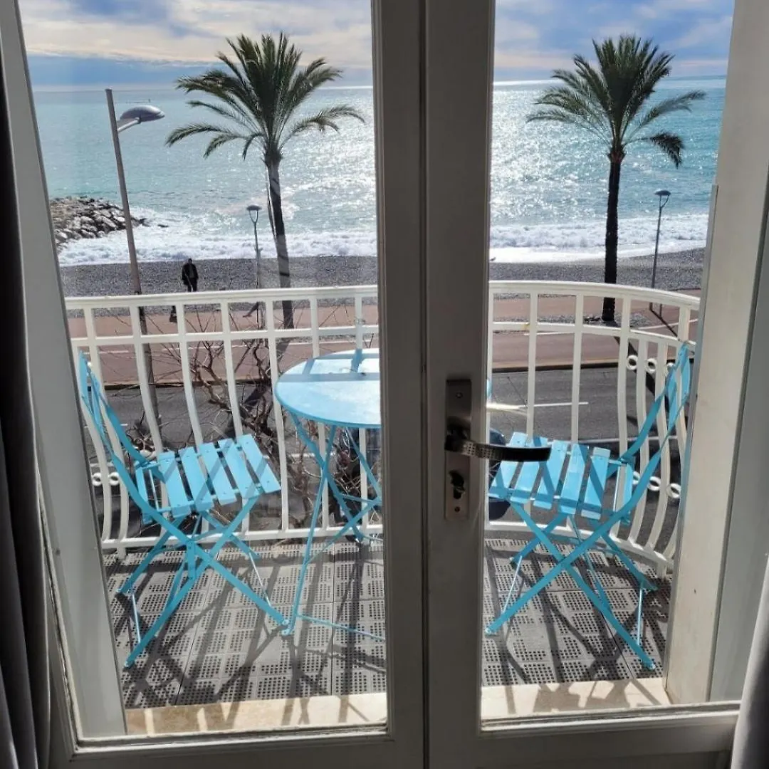 Appartements Au Cros De Cagnes 0*, Cros-de-Cagnes