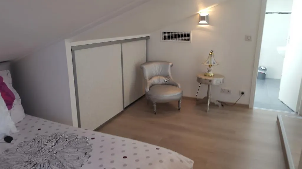Appartements Au Cros De Cagnes