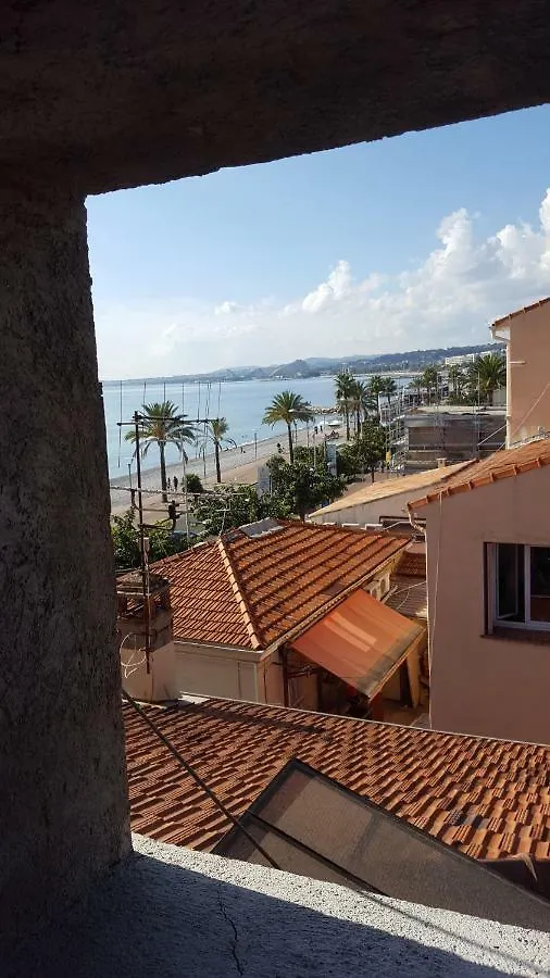 Apartment Appartements Au Cros De Cagnes Frankreich